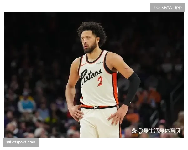 球员坎宁安膝盖受伤离场，狂热后场再损一员大将