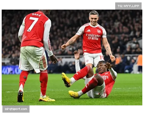 阿森纳客场4-1大胜热刺，埃泽梅开二度助枪手5分领跑英超